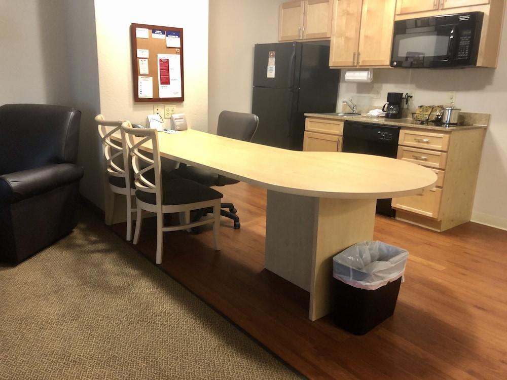 Candlewood Suites Houston The Woodlands By Ihg Zewnętrze zdjęcie