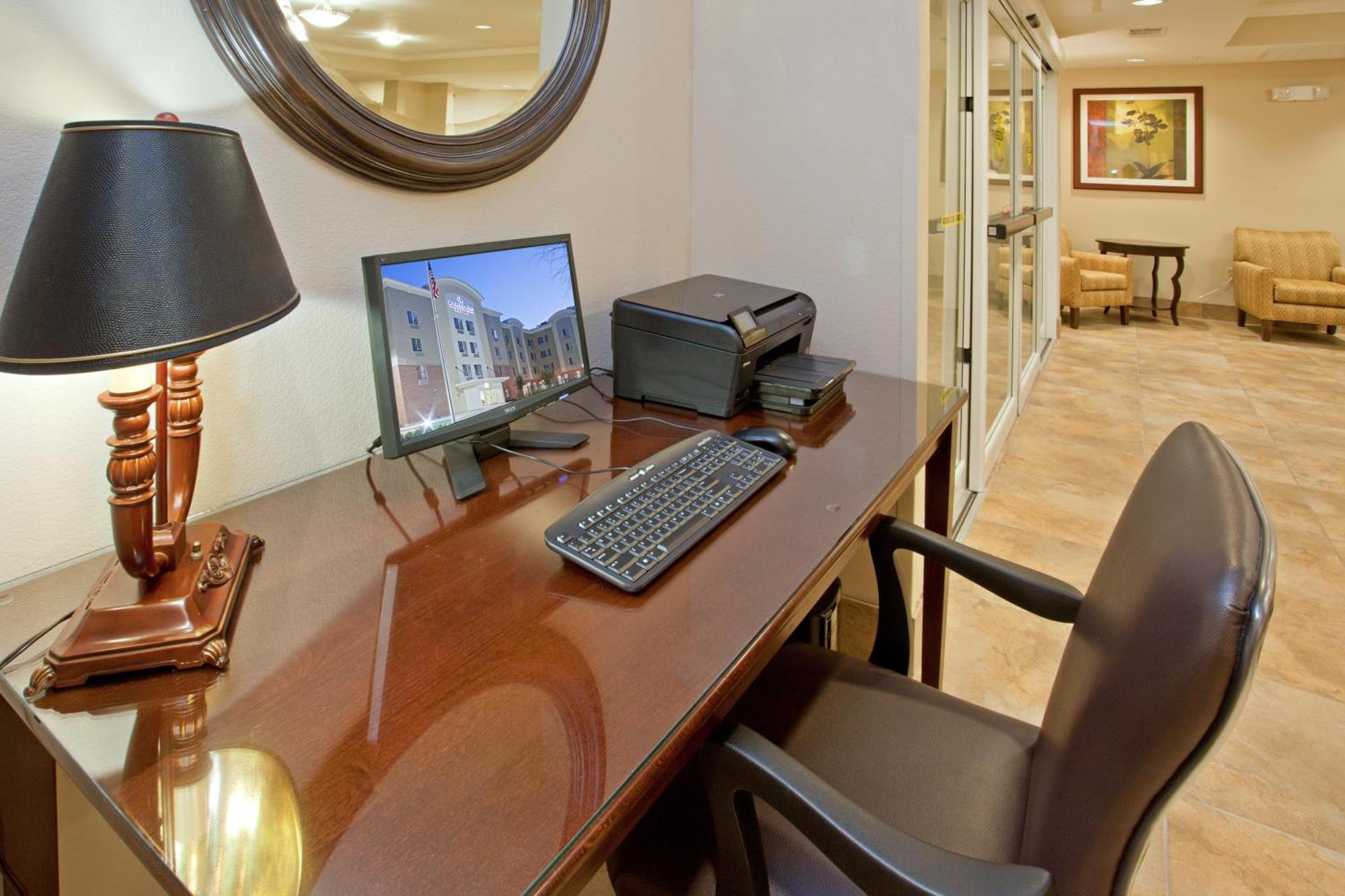 Candlewood Suites Houston The Woodlands By Ihg Zewnętrze zdjęcie