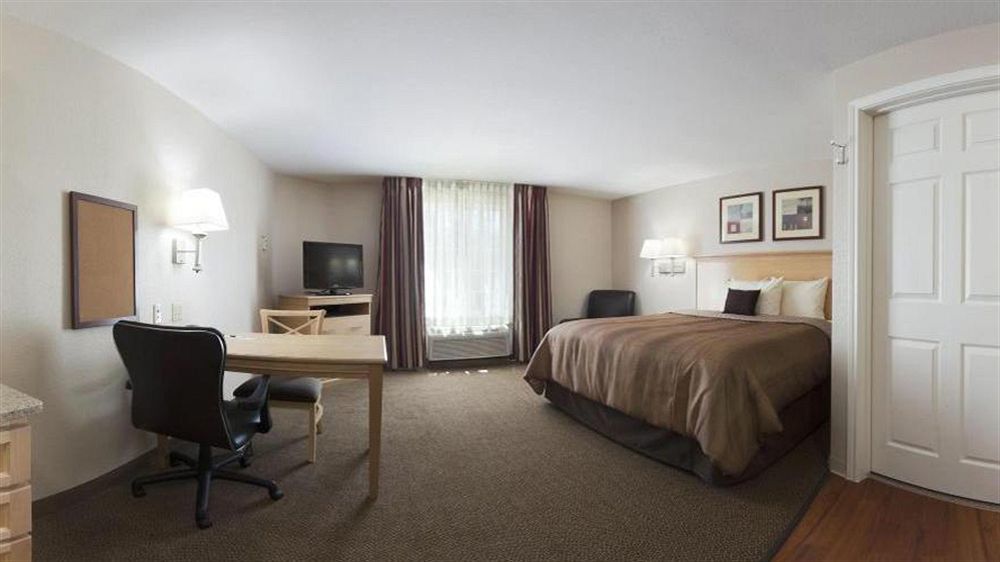 Candlewood Suites Houston The Woodlands By Ihg Zewnętrze zdjęcie